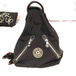 Kipling sling bag backpack in black.
